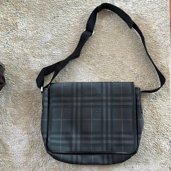 Burberry Messenger Bag - Picture 1 of 5
